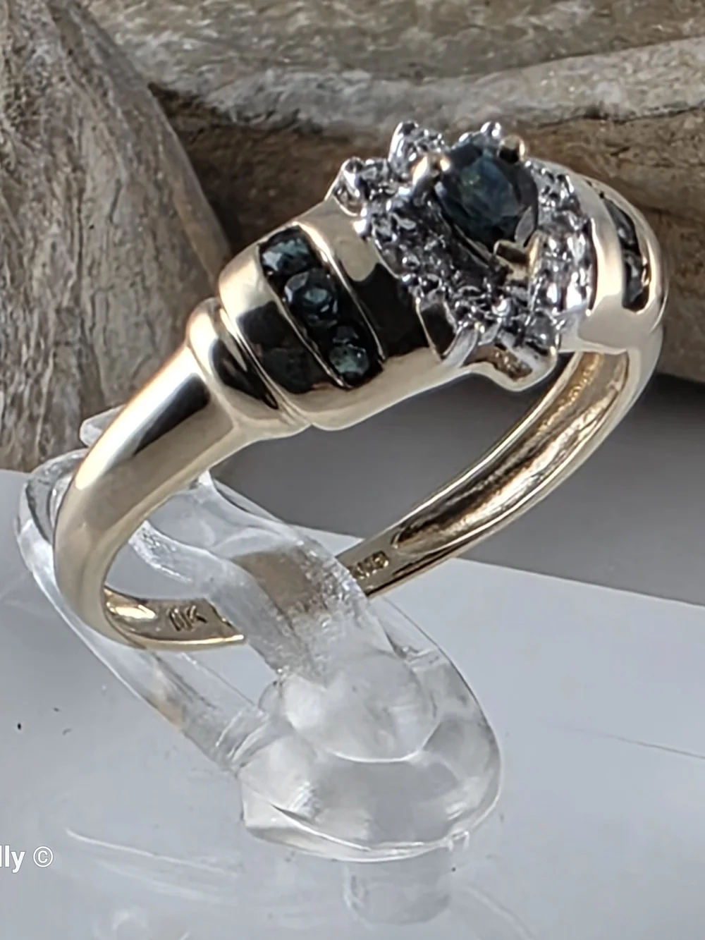 10K Yellow Gold Sapphires and Genuine Diamond Ring Size 7, Solid Gold! 👌🎁